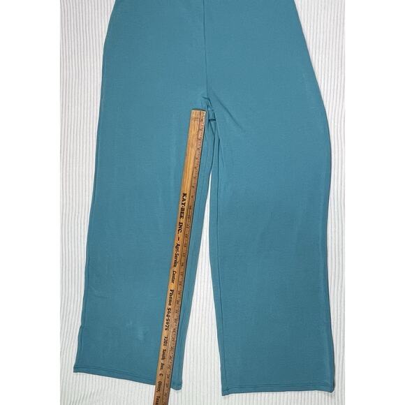 Fabletics Smooth As Hell Mock Neck Halter Jumpsuit Teal Sz XL NWT RETAIL $89.95 - Picture 10 of 15